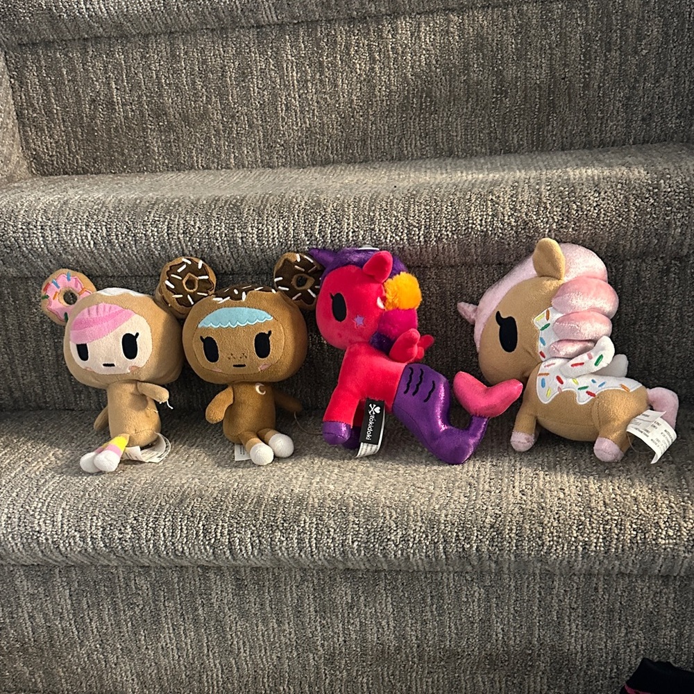 Tokidoki plush Donutella and Her Sweet Friends and Unicorno series